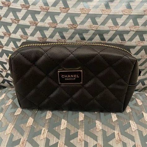 chanel makeup bag with mirror|Chanel makeup bag for sale.